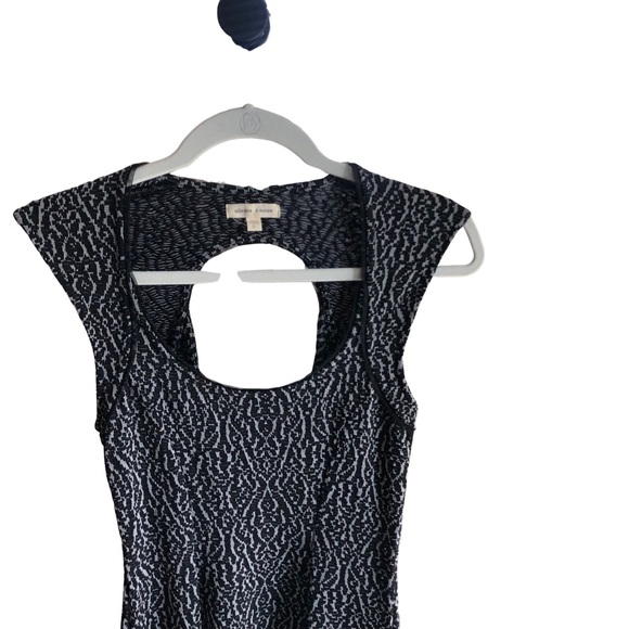 Urban Outfitters Silence + Noise black and white cut/out dress size small - Picture 5 of 8